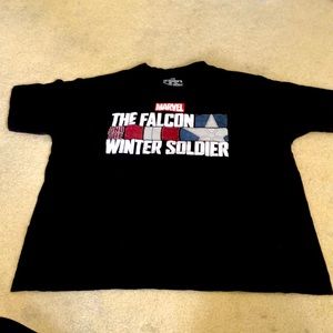 perfect T-shirt for a big falcon and winter soldier fan
